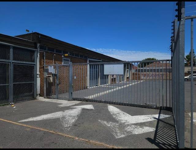 INDUSTRIAL PROPERTY TO RENT IN GOODWOOD CENTRAL